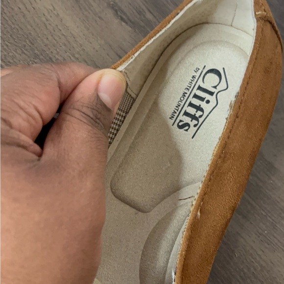 Cliffs by White Mountain Brown Suede Slip On Shoes For Woman Size 10M - Picture 7 of 7